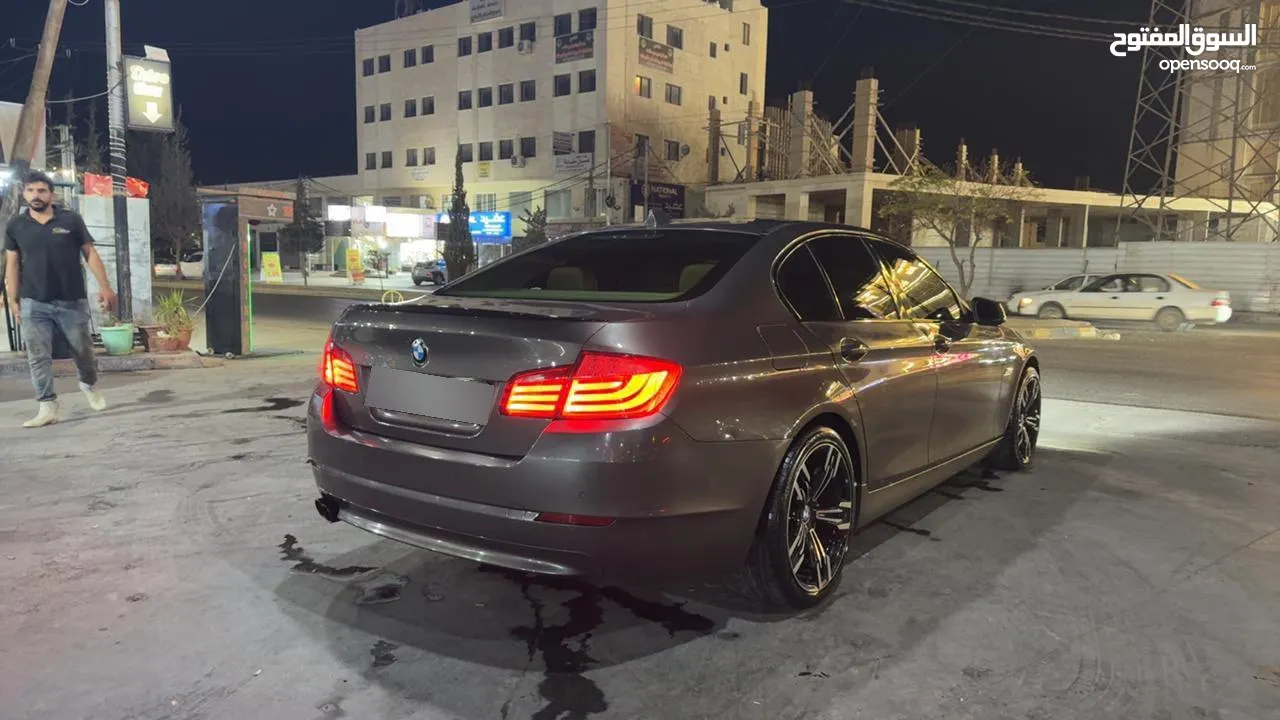 BMW F10 520 فل كامل فخص كامل كرت ابيض موديل 2013