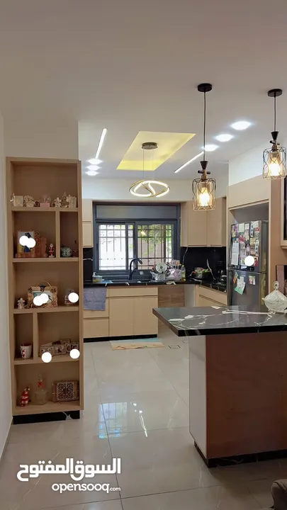 بيع شقه. في سكان