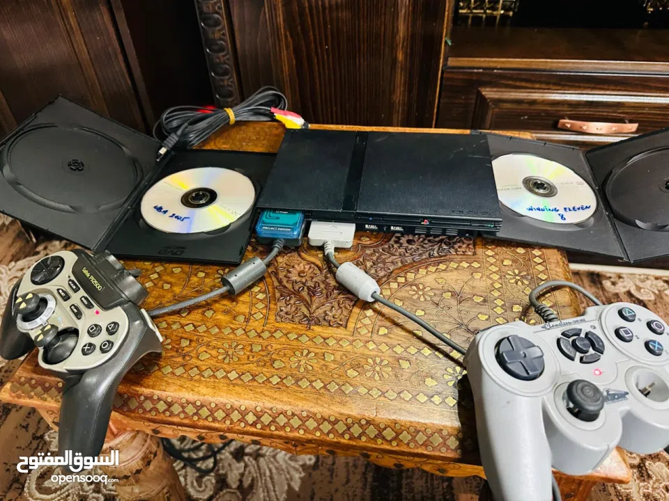 Playstation 2 Slim  بلاستيشن 2 سلم