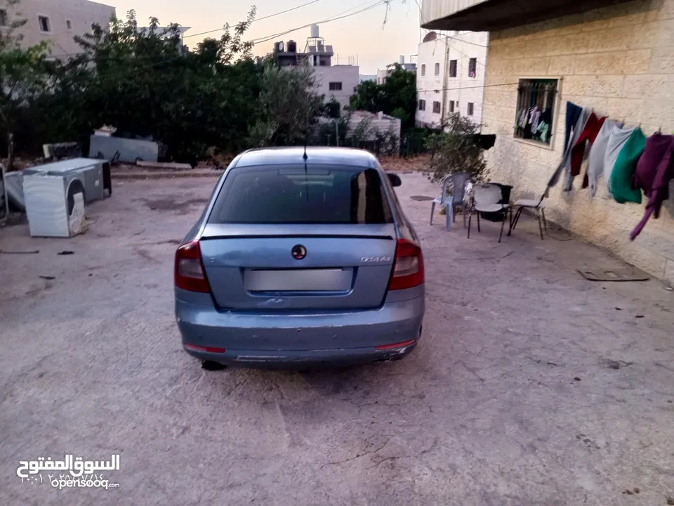 سكودا  اوكتافيا رمش