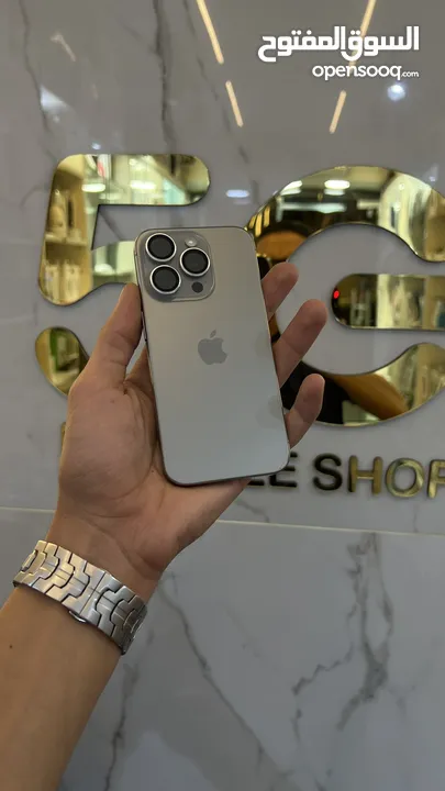 iPhone 15 Pro 256GB : battery : 87% وارد شرق اوسط في كسر صغير بالباك