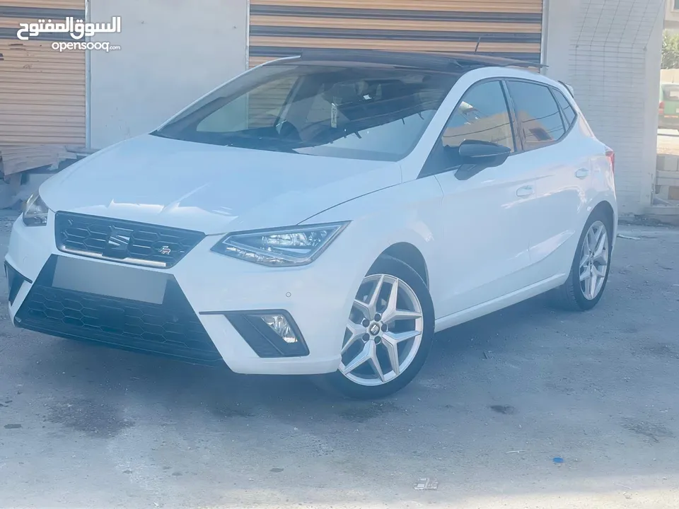 سيت إبيزا إف آر