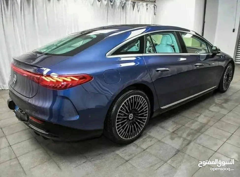 مرسيدس بنز EQS 450 + بحالة الوكالة وكفالة الوكالة