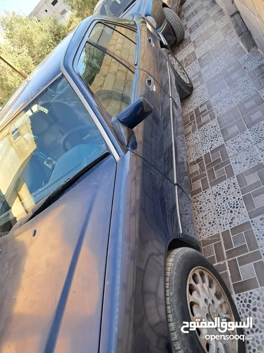 مرسيدس E200 بطه موديل 1994
