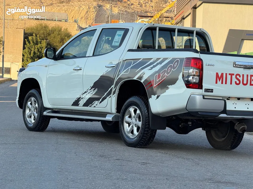 Mitsubishi l200 4X4 2020