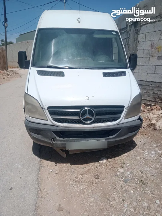 باص مرسيدس 518