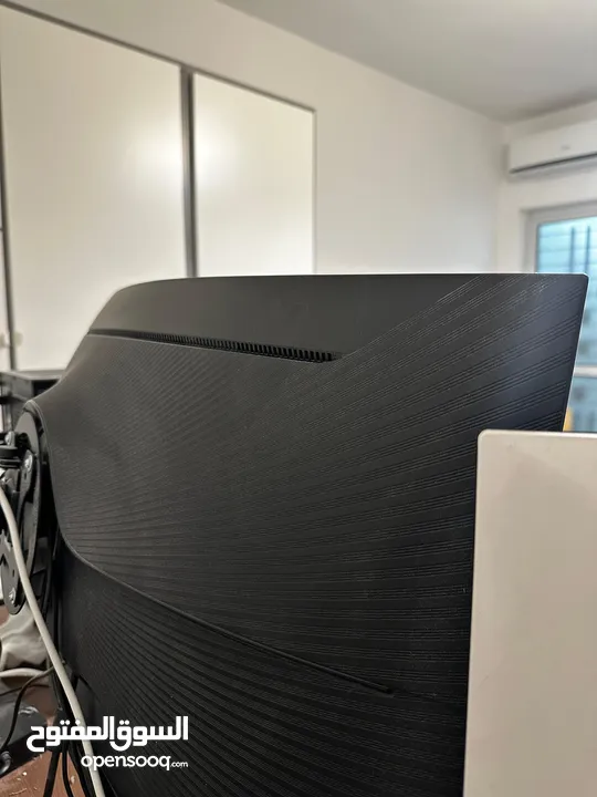 Samsung G7- 2k- 244hz اقرأ الوصف كامل