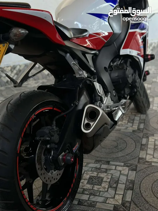 هوندا CBR 1000RR