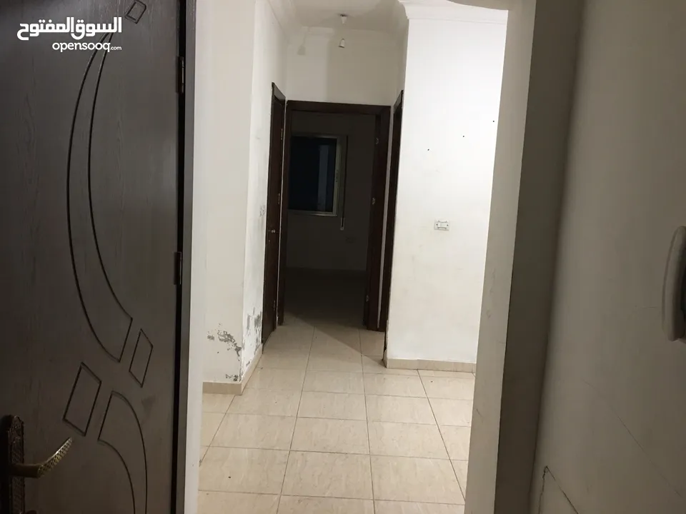 شقة ارضيه للبيع في حي نزال