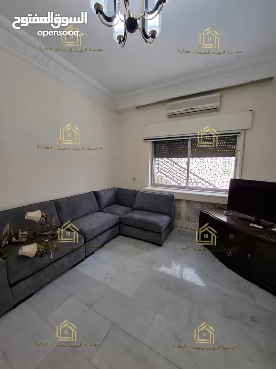 شقة فارغة - الدوار الرابع - 3نوم - 200م - ارضية - حديقة - قرب الخدمات العامة