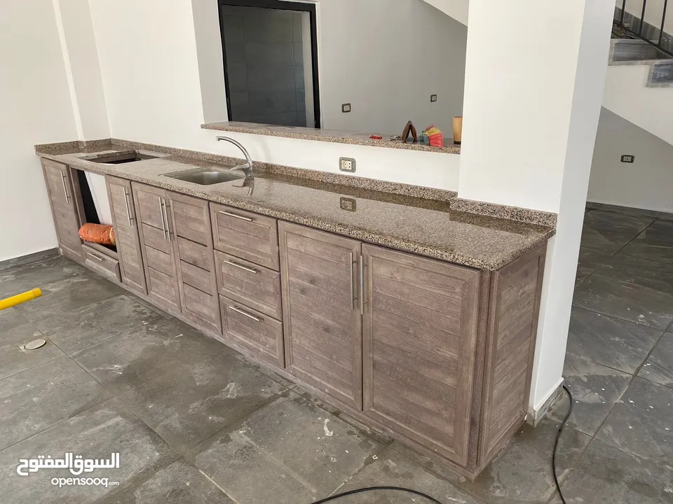 بيت ريفي وشاليه للبيع او البدل على شقة في عمان