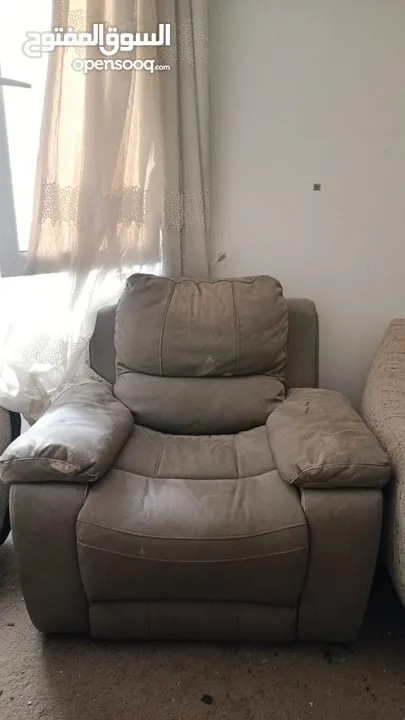 Sofa many all for sale 120 BD