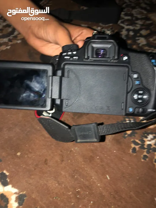 كاميرا كانون 760 D