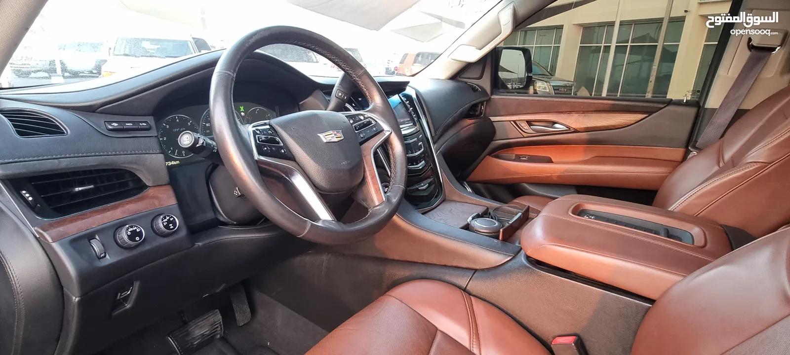 CADILLAC ESCALADE 2015 GCC FULL OPTION LOW MILEAGE