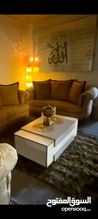طقم زان سكب ولا عطل ولا خدش ولا مزع ولا اي عيبه