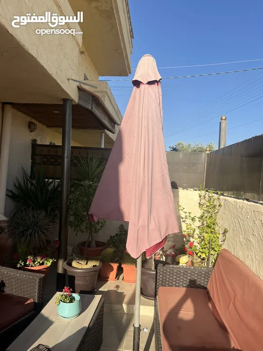 طقم راتان ومظلة ومرجيحة