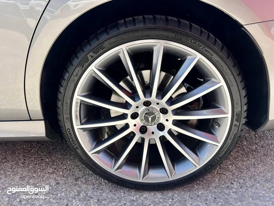 مرسيدس E350 AMG ذهبي 2022 اعلى مواصفات بحالة الزيرو مميزة جدا جمرك جديد