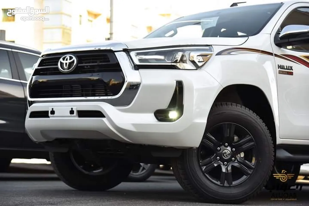 Toyota Hilux 2024 تويوتا هايلوكس 2024 اتوماتيك لون ابيض 2024 عداد زيرو كفاله الشركة
