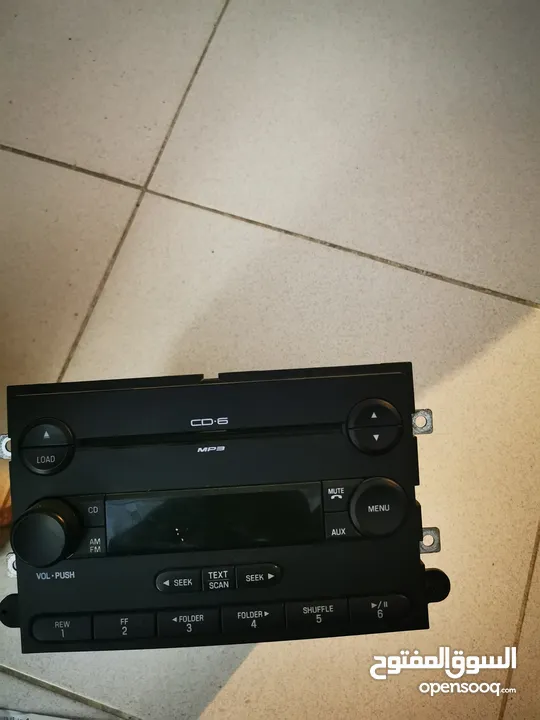 Radio and CD for ford explorer 2010