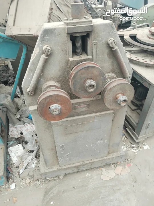 معدات صناعيه وانشائيه