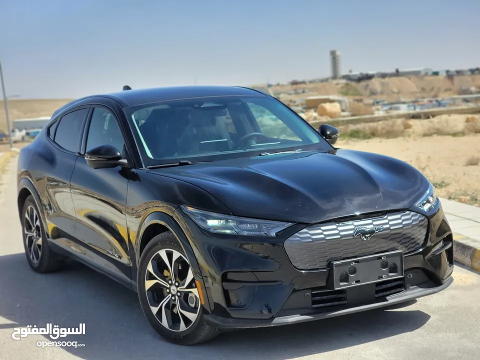 FORD MUSTANG MACH-E PREMIUM 4XE 2022  فورد موستنج الكهربائية بالكامل صنف بريميوم اعلى فئه دفع رباعي