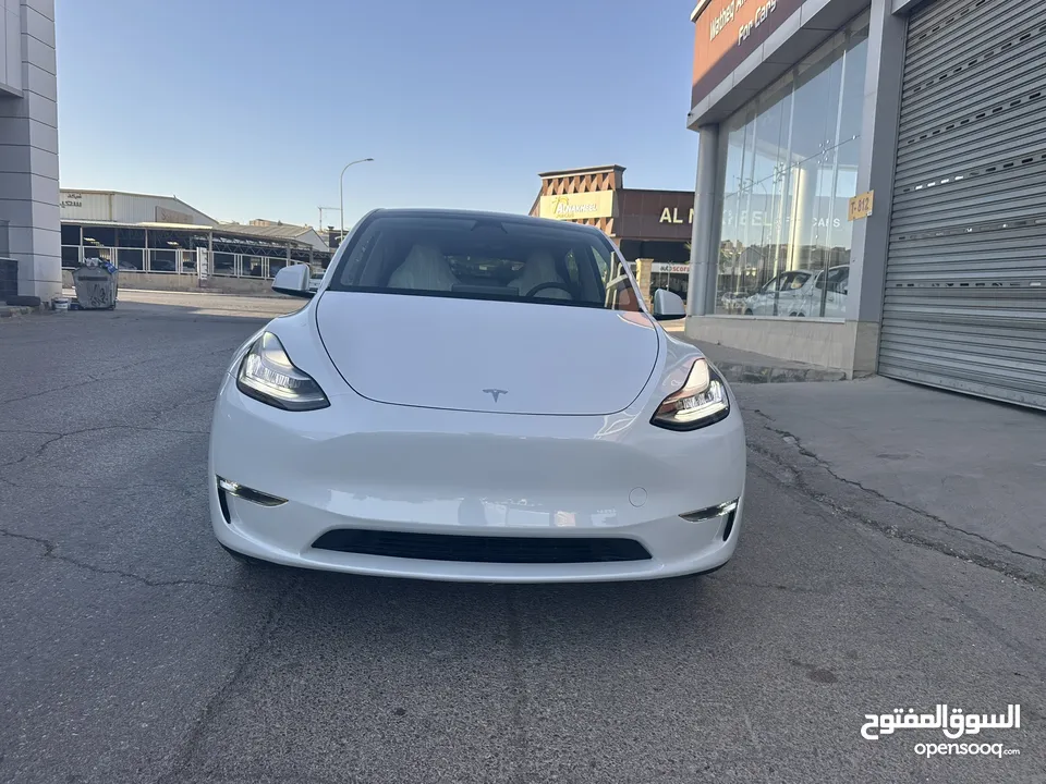 TESAL MODEL Y LONG RANGE DUILMOTOR 2023