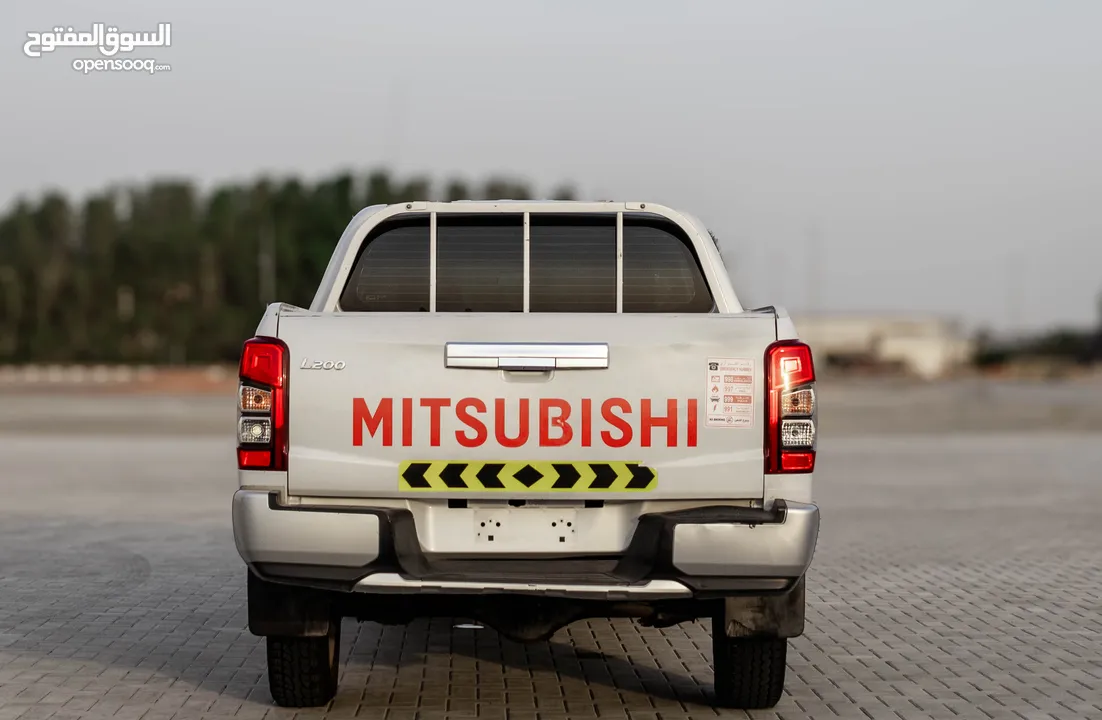 Mitsubishi L200 2.4 L 2019 GCC four wheel accident free in excellent condition 961 P.M