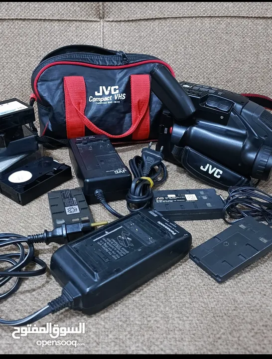 كاميرا فيديو كاست JVC