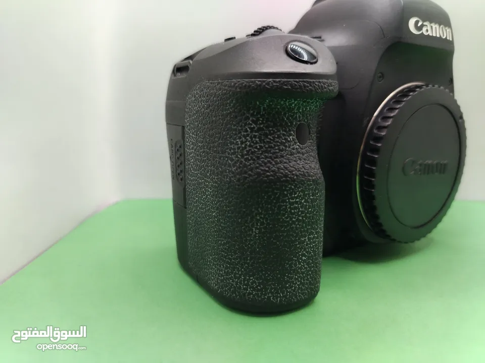 كاميرات كانون وعدسات 5D Mark IV, 6D Mark II, RP, 250D, 200D  شترات أقل من 1k وبطاريات إضافية