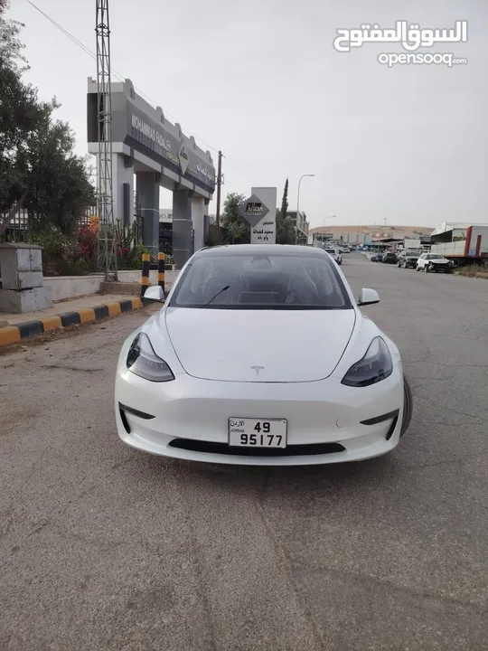 تيسلا مودل 3 ....(2023)ستاندر بلسس لون ابيض للبيع