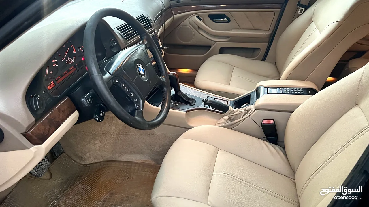 BMW e39 528