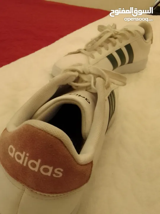 شوز رجالي ماركه adidas