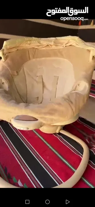 كرسي بيبي هزاز على الكهرباء