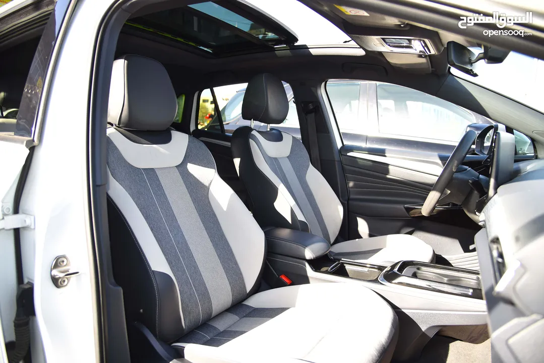 فولكسفاجن ID.4 كروز بيور بلس كهربائية بالكامل Volkswagen ID.4 Crozz PURE + 2021