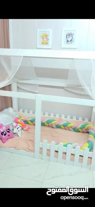 سرير اطفال ارضي واسع جدا مناسب لعمر من سنة لغاية 10 سنوات