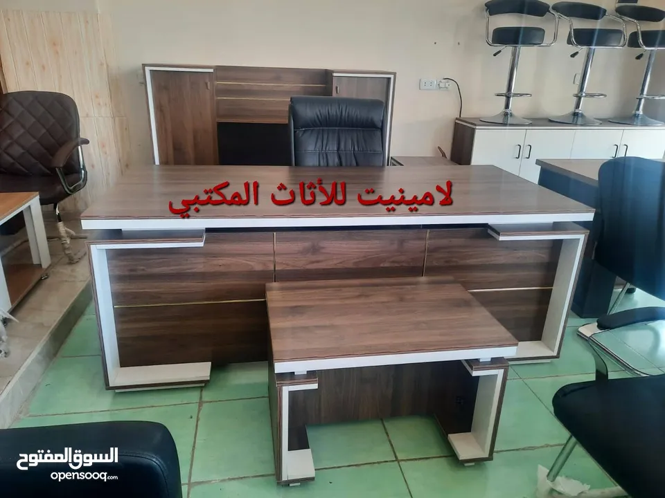 مكتب مميز قياس مترين +جانبية وادراج وطاولة توصيل مجاني داخل عمان والزرقاء