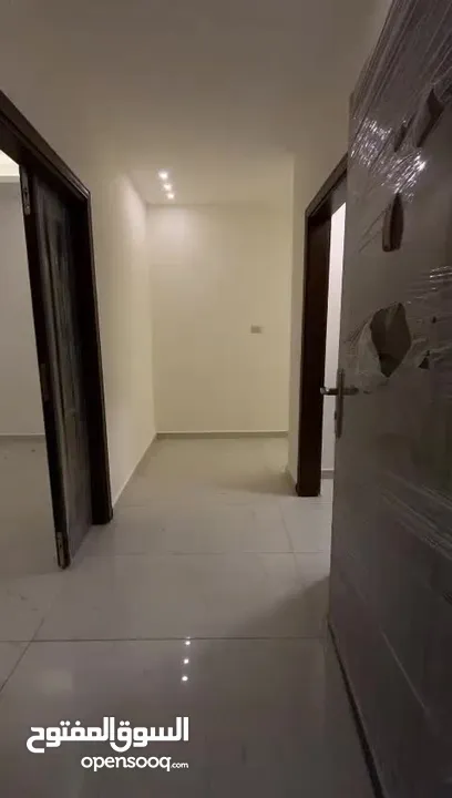 شقه للبيع في الجندويل 195م بسعر مغري ومستعجل