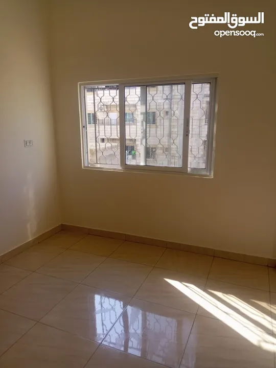 منزل طابق اول للبيع