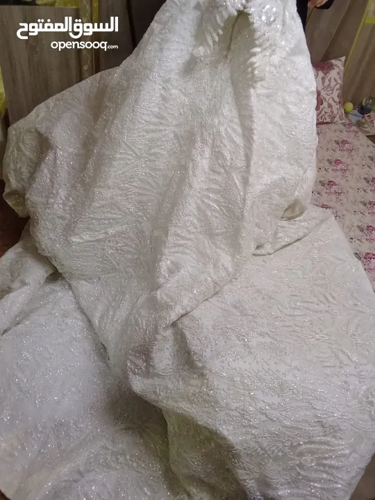 بدلة عرس و بدلة خطوبة