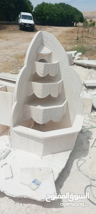 نوافير وشلالات جميع انواع الحجر البناء والديكوارات الستفسار الاتصال على الرقم وعلى واتس اب 077272750