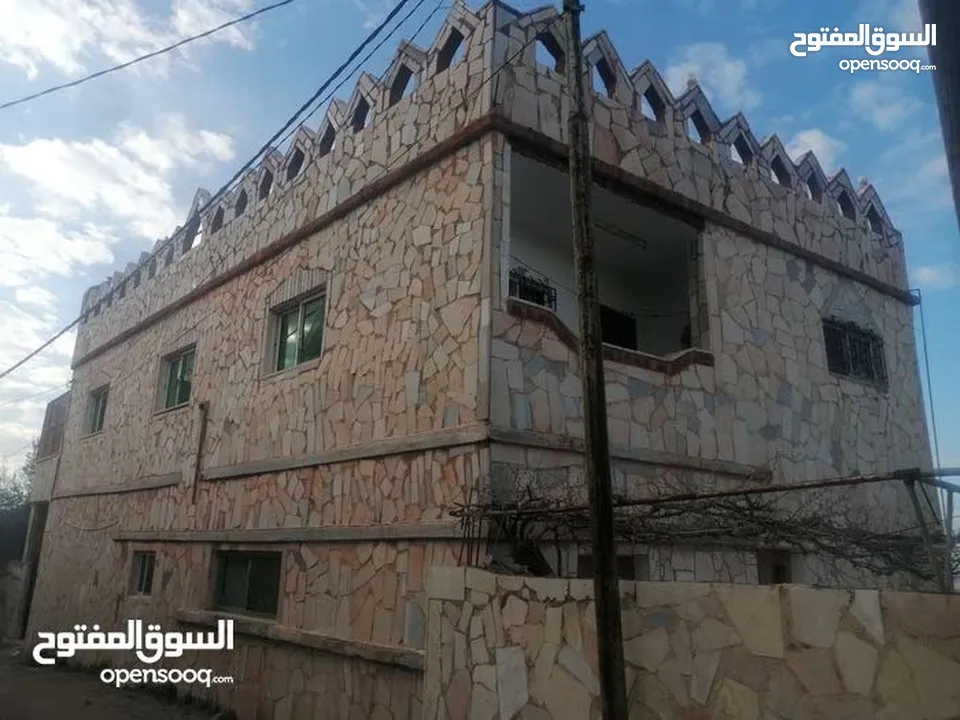 منزل للبيع طابقين
