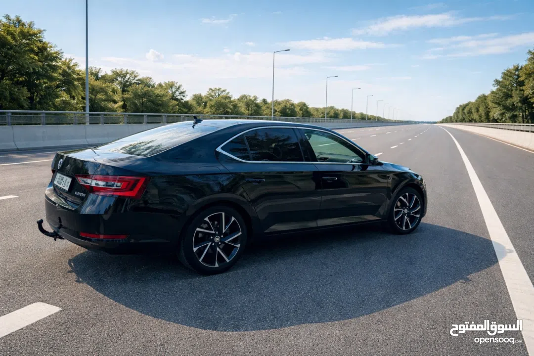 الفخمه والغنيه عن التعريف سكودا سوبيرب فل الفل الا الفتحه برايفيت فحص ممتاز اوتومات الفين ديزل