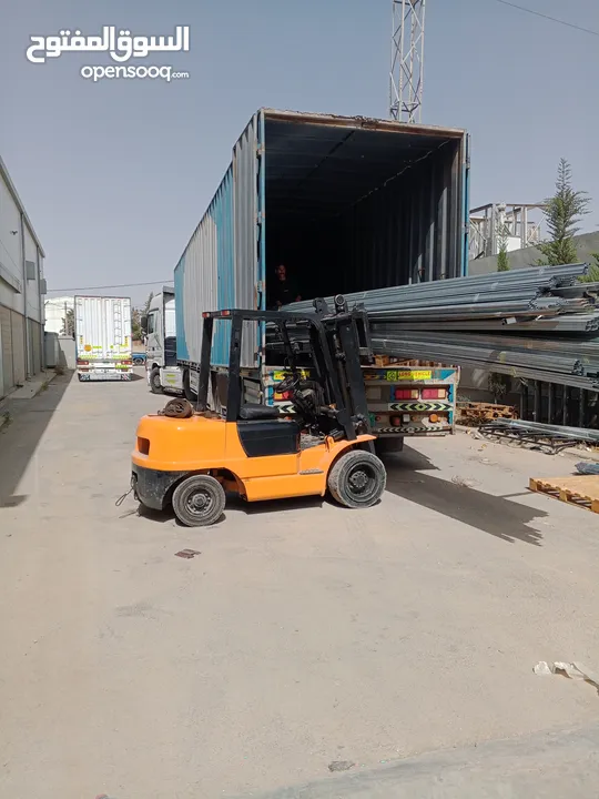بيع وتأجير الرافعات الشوكيه