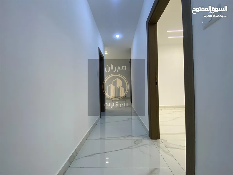 شقة فخمة لم تسكن للإيجار-طابق ثاني-100م-الجبيهة-حي المنصور