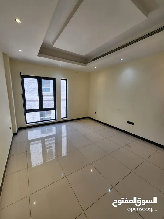 6Me6 Modern 2bhk flat for rent with sharing pool in Qurum شقة للايجار مع بركة سباحة في القرم