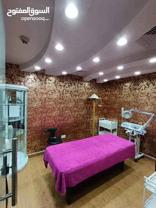 Ladies beauty center and spa for sale