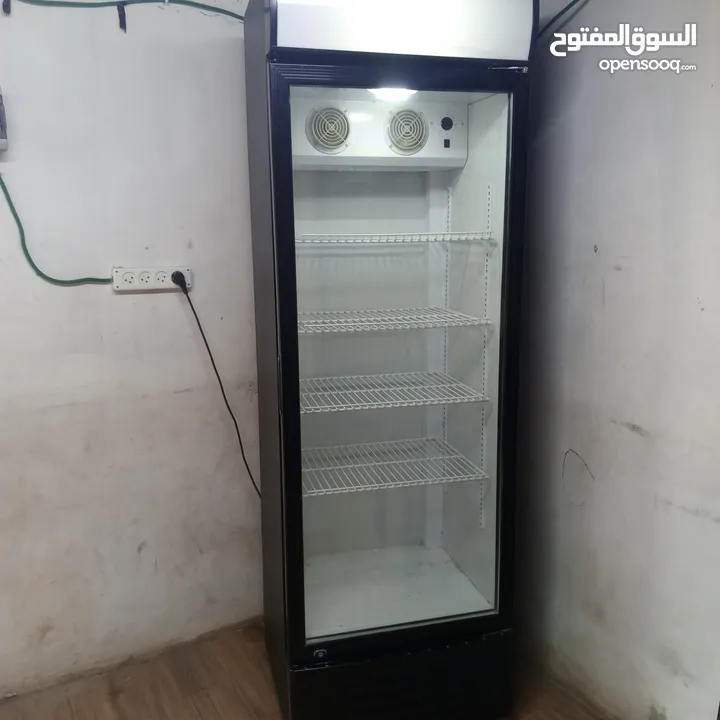 ثلاجه سوبر ماركت : جنين