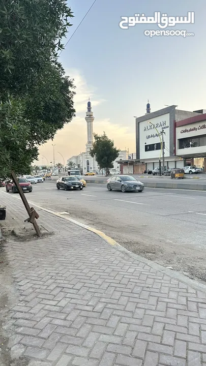 عقار تجاري زنجيل شارع عام وشارع فرعي للبيع