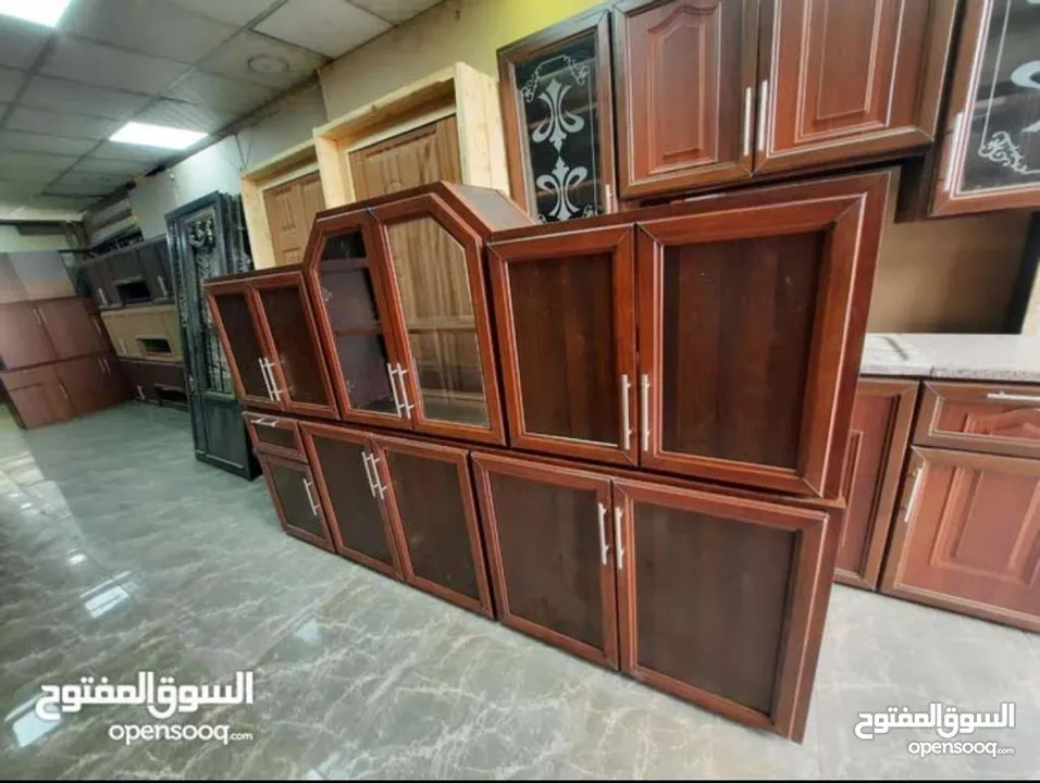 عاااالم المستعمل جميع انواع الشبابيك المنيوم والبوابالخشب والحديد والمطابخ