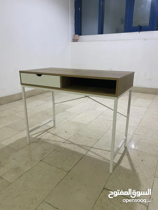 JYSK desk TRAPPEDAL white drawer / مكتب يوسك حالة جديدة